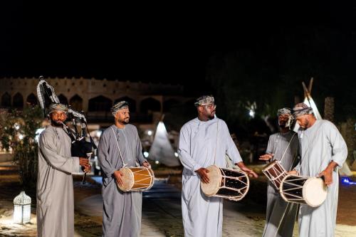Tetamu yang menginap di Thousand Nights Camp