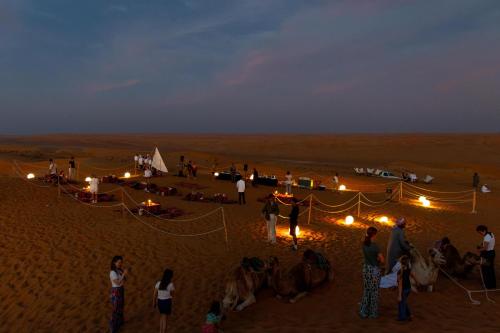 Tetamu yang menginap di Thousand Nights Camp