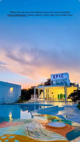 A piscina localizada em Epic Wild Wilpattu ou nos arredores