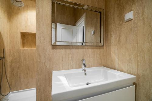 WHome Stylish Oasis near Parque Eduardo VII
