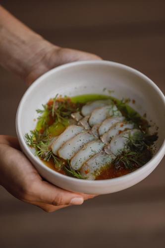 リゾートの敷地内または近くでの食事または食べ物