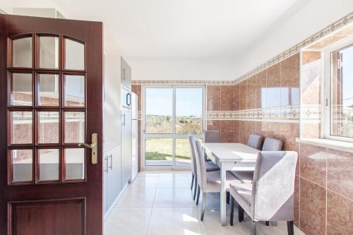 Wonderful Portuguese Villa Casa Lombos Nova 3 Bedrooms Private Pool