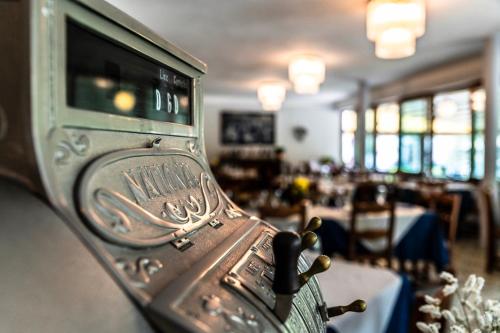 Televisyen dan/atau pusat hiburan di Hotel National
