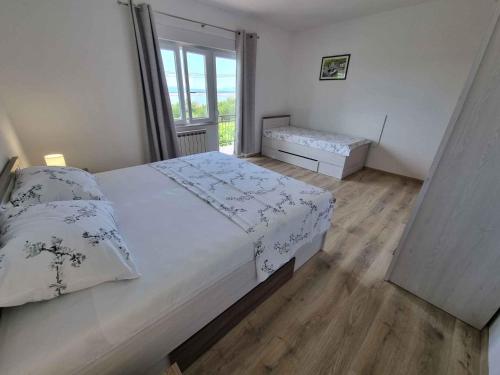 Apartment in Dramalj 33974