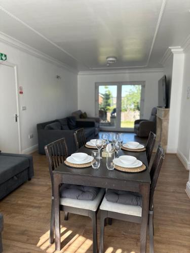 Ruang duduk di Gedling house