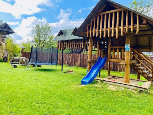 Детская игровая зона в Apartament w Bieszczadach - Willa Stasia