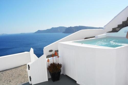 Luxury Santorini Villa Villa Mystic Outdoor Plunge Pool 1 Bedroom