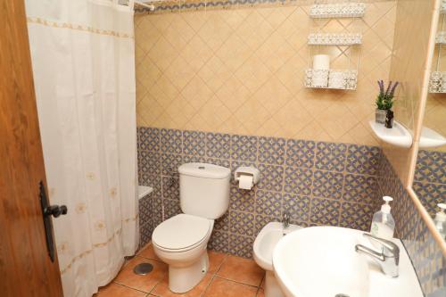 Ein Badezimmer in der Unterkunft La Janda