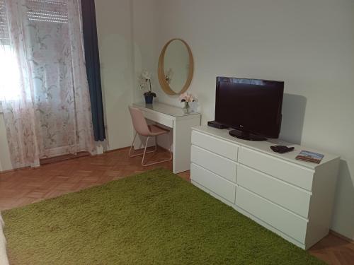Flamingo L Apartman
