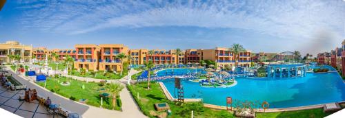 Gallery image of Titanic Palace in Hurghada