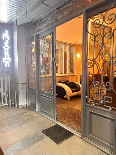 トビリシにあるIceberg Hotelのギャラリーの写真