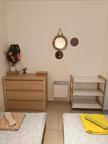 Ein Bett oder Betten in einem Zimmer der Unterkunft Apartmán u Kočky
