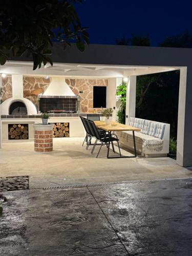 Αίθριο ή υπαίθριος χώρος στο Korithis Apartment