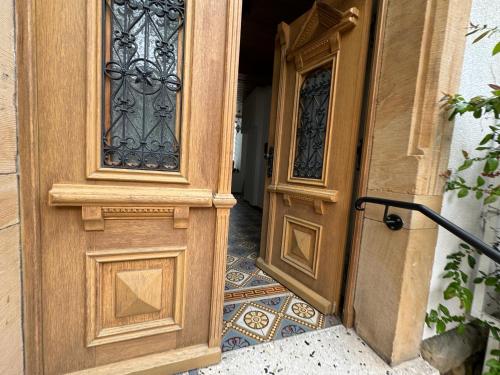 Muka bangunan atau pintu masuk Rebenblick Dachsuite mit kulinarischen Extras auf Wunsch