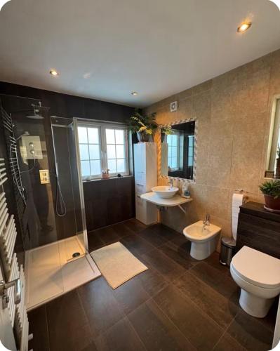 Koupelna v ubytování Double Room in Harrow
