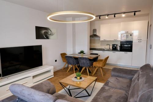 Dapur atau dapur kecil di OSIJEK LUXURY CENTER - self check in, Ulica I Gunulića 82