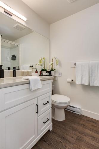 Un baño de Manana Resort and Marina