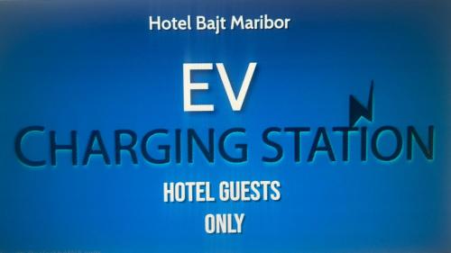Certifikát, hodnocení, plakát nebo jiný dokument vystavený v ubytování Hotel Bajt Maribor