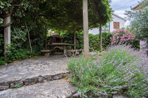 Φωτογραφία από το άλμπουμ του Apartment in Vrbnik - Insel Krk 36871 σε Vrbnik