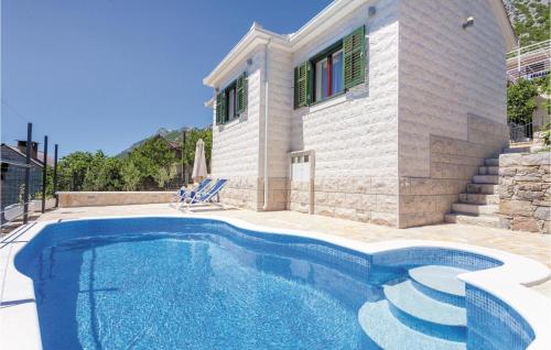 Holiday Home Zvecanje With Outdoor Swimming Pool 326