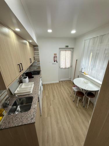 Una cocina o zona de cocina en Baleal Atlantic Villa