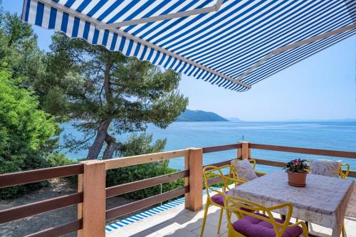 Family friendly seaside apartments Orebic, Peljesac - 4537
