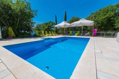 One-Bedroom Apartment Crikvenica 31