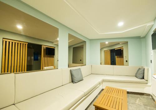 Χώρος καθιστικού στο Peramis Hotel & Spa