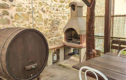Φωτογραφία από το άλμπουμ του Lovely Home In Marliana With Wifi σε Marliana
