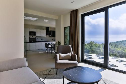 Una cocina o cocineta en Orange Tree Pool Villas - Sea View and Private Pool