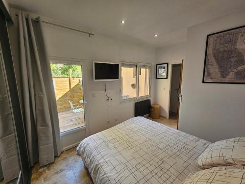 Appartement T2 charmant, calme, terrasse & parking