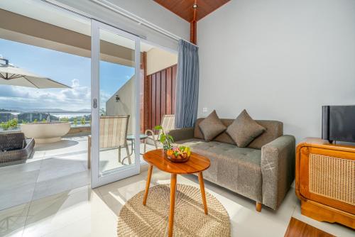 Posezení v ubytování SADAMATRA - Luxury Infinity Views