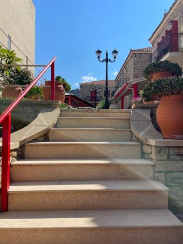 Gallery image of Hotel Esperides in Kardamili