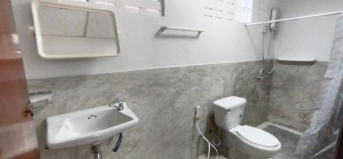 Ένα μπάνιο στο Butterfly Hostel, Pai