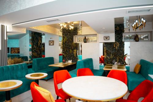 Posezení v ubytování Nemi Boutique Hotel