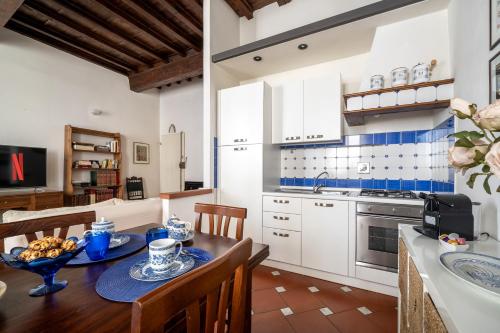 Borgo Pinti Medieval Apartment