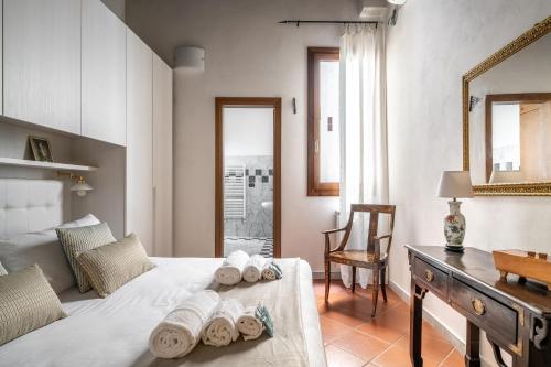 Borgo Pinti Medieval Apartment
