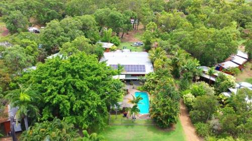 an overhead view of a house with a lot of trees at 1770 Southern Cross Travellers Retreat in Agnes Water