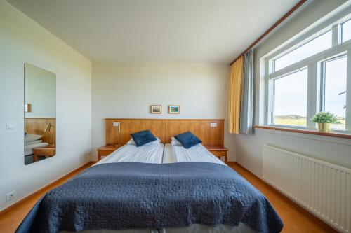 Adventure Hotel Hellissandurにあるベッド