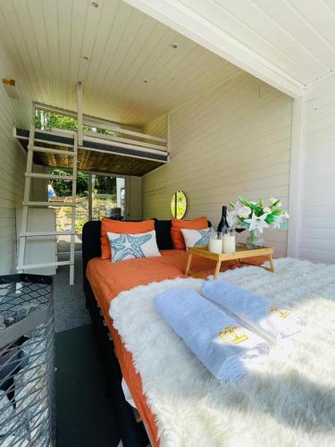 Gallery image of Relax husbåt in Edsvalla