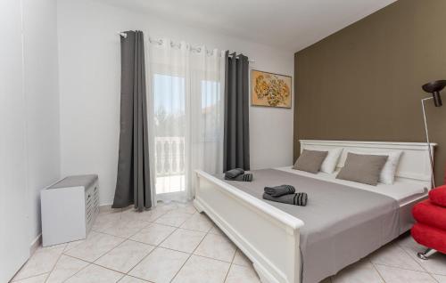 Beautiful Apartment In Biograd Na Moru With Wifi