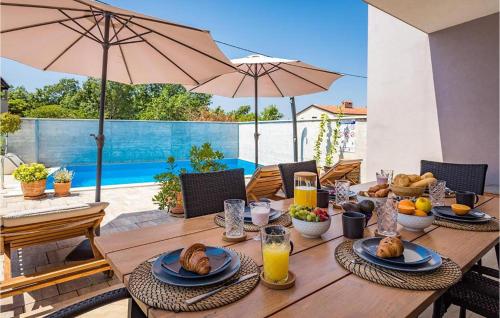 Beautiful Home In Porec