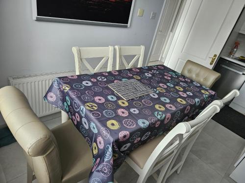 Un lugar para sentarse en Modern house in Dublin