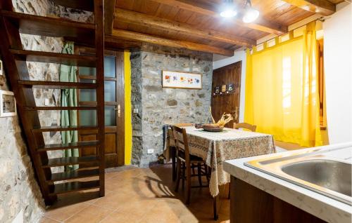 Fotografie z fotogalerie ubytování Stunning Home In Fraz Cogna, Piazza Al v destinaci Sillano
