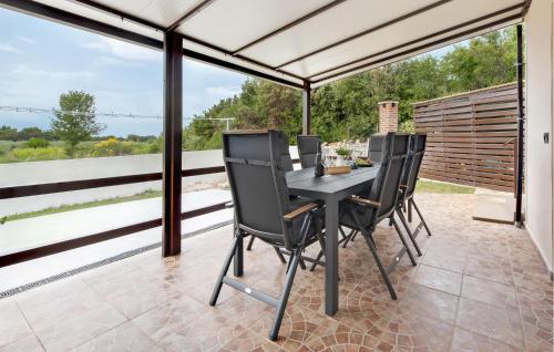 1 Bedroom Gorgeous Home In Rovinj