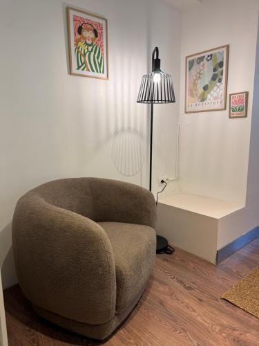 Posezení v ubytování Loft Cosy avec billard et à 10 minutes de l'aéroport de Zaventem