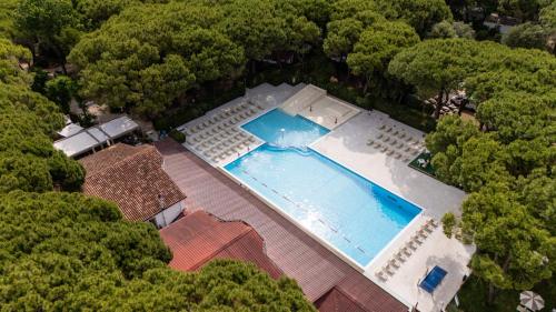 an overhead view of a swimming pool on a house at Club del Sole Jesolo Family Resort in Lido di Jesolo