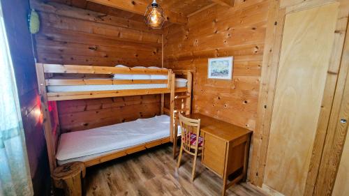 Postel nebo postele na pokoji v ubytování Chalet Dar El Jebel