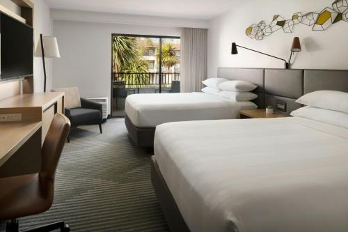 Katil atau katil-katil dalam bilik di Santa Clara Marriott