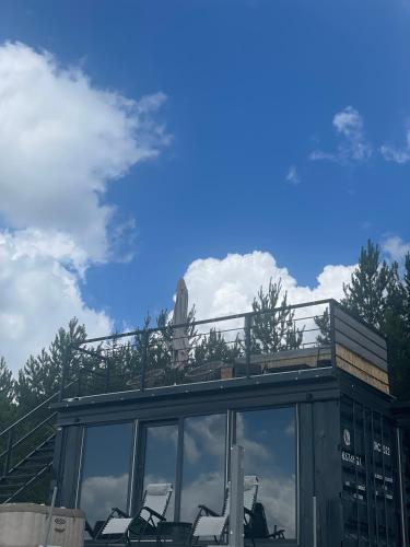 クープレスにあるContainer House Kod Čupeのギャラリーの写真